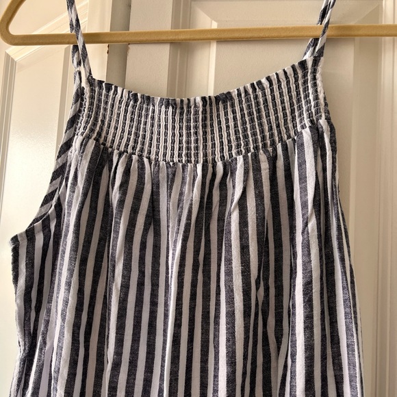 Smocked striped jumpsuit - Picture 3 of 3